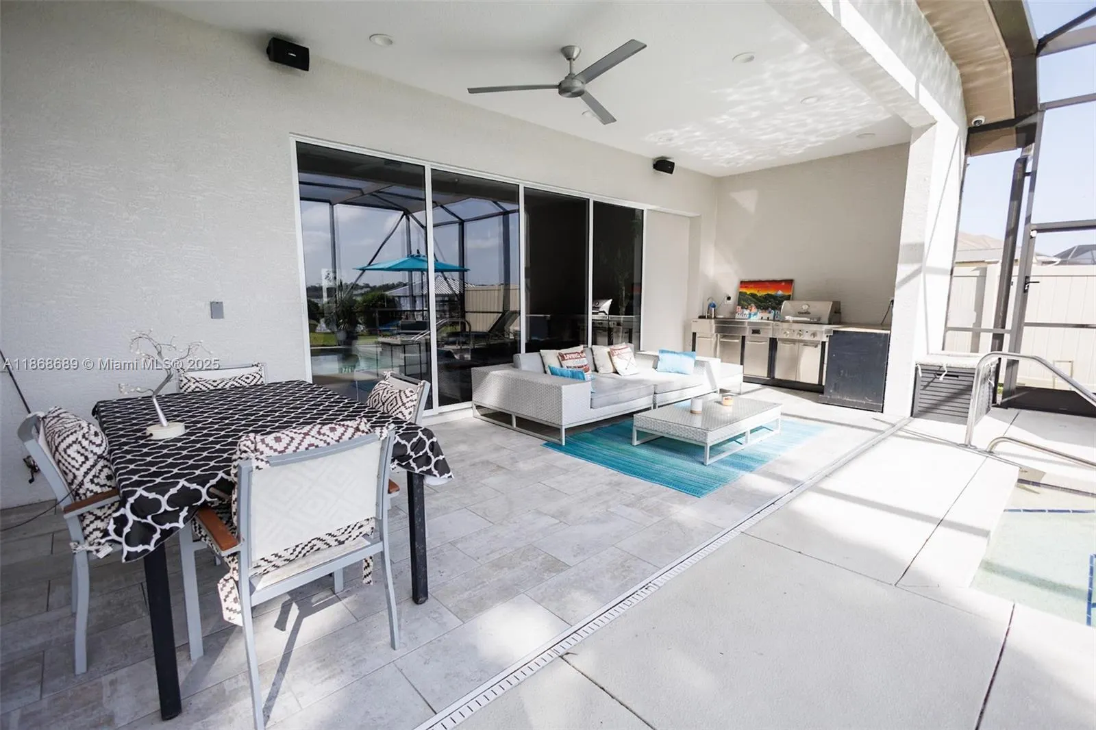 1058 Lake Carrie Dr