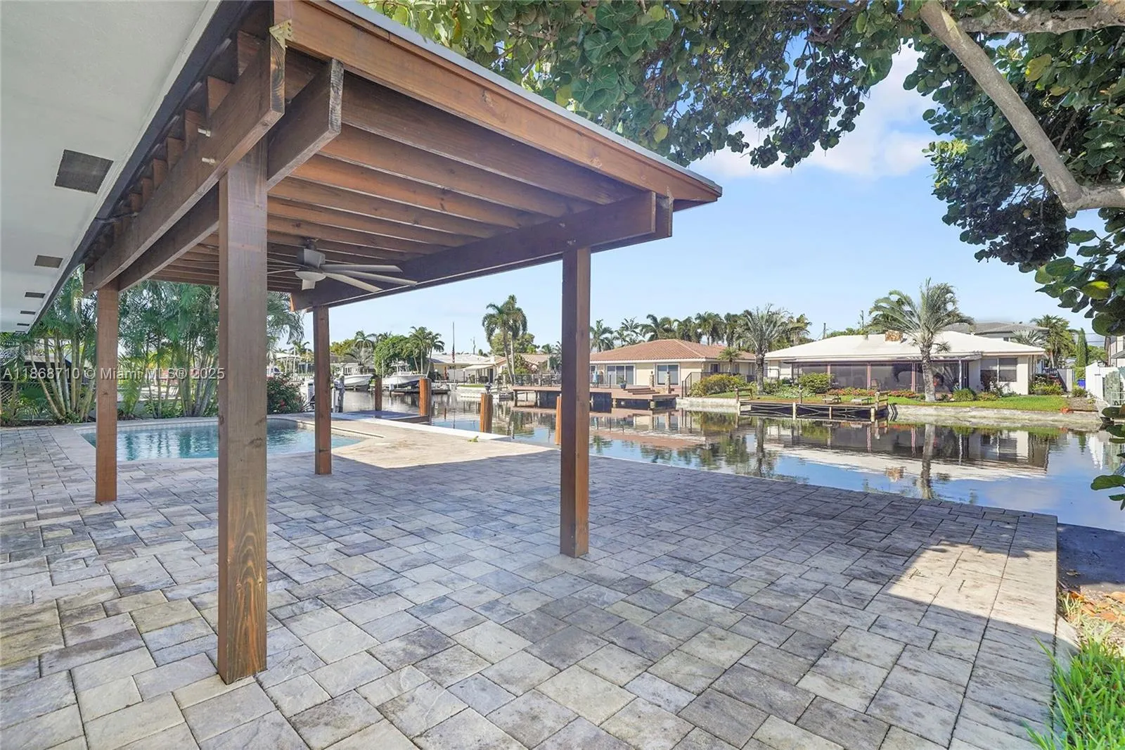 351 SE 16th Ave