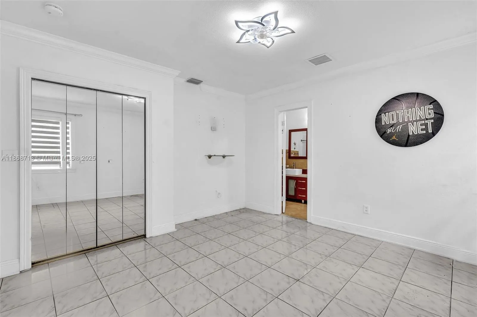 340 W 55th St