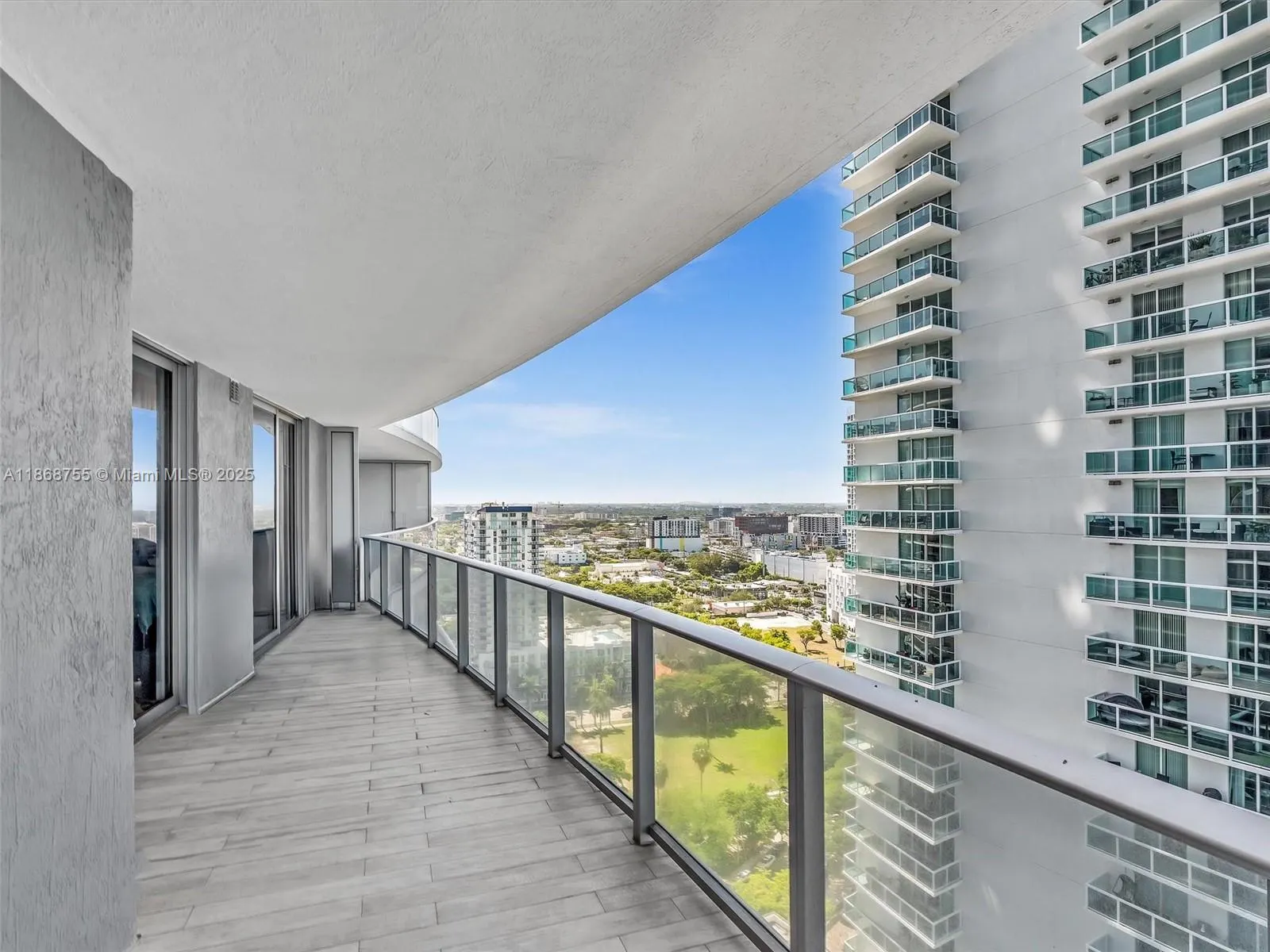 488 NE 18th St, #2309