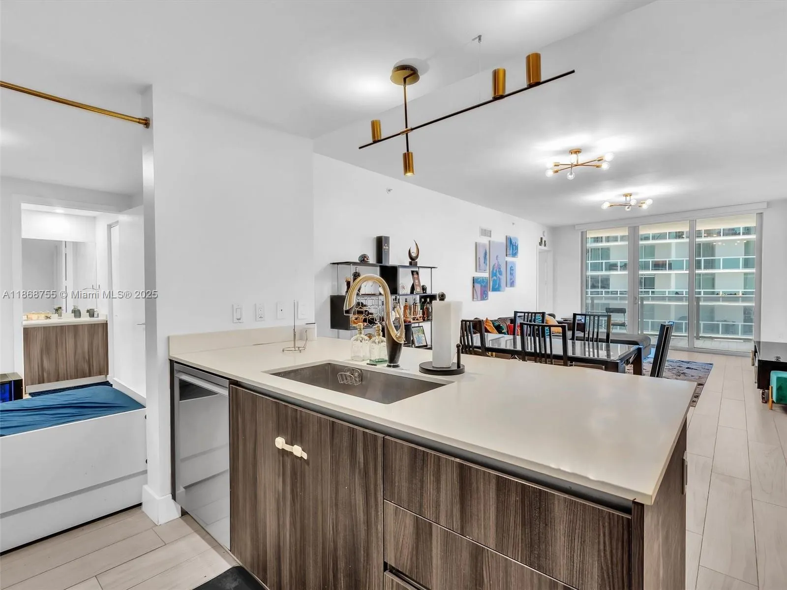 488 NE 18th St, #2309