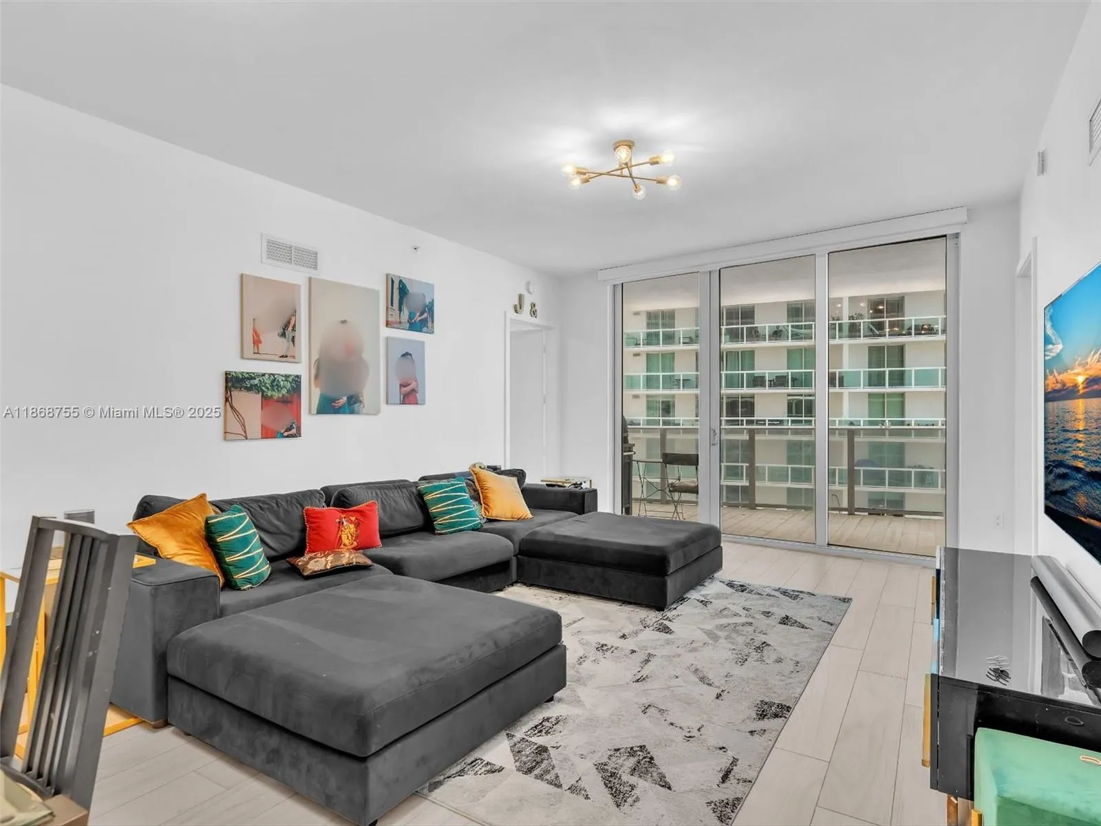 488 NE 18th St, #2309