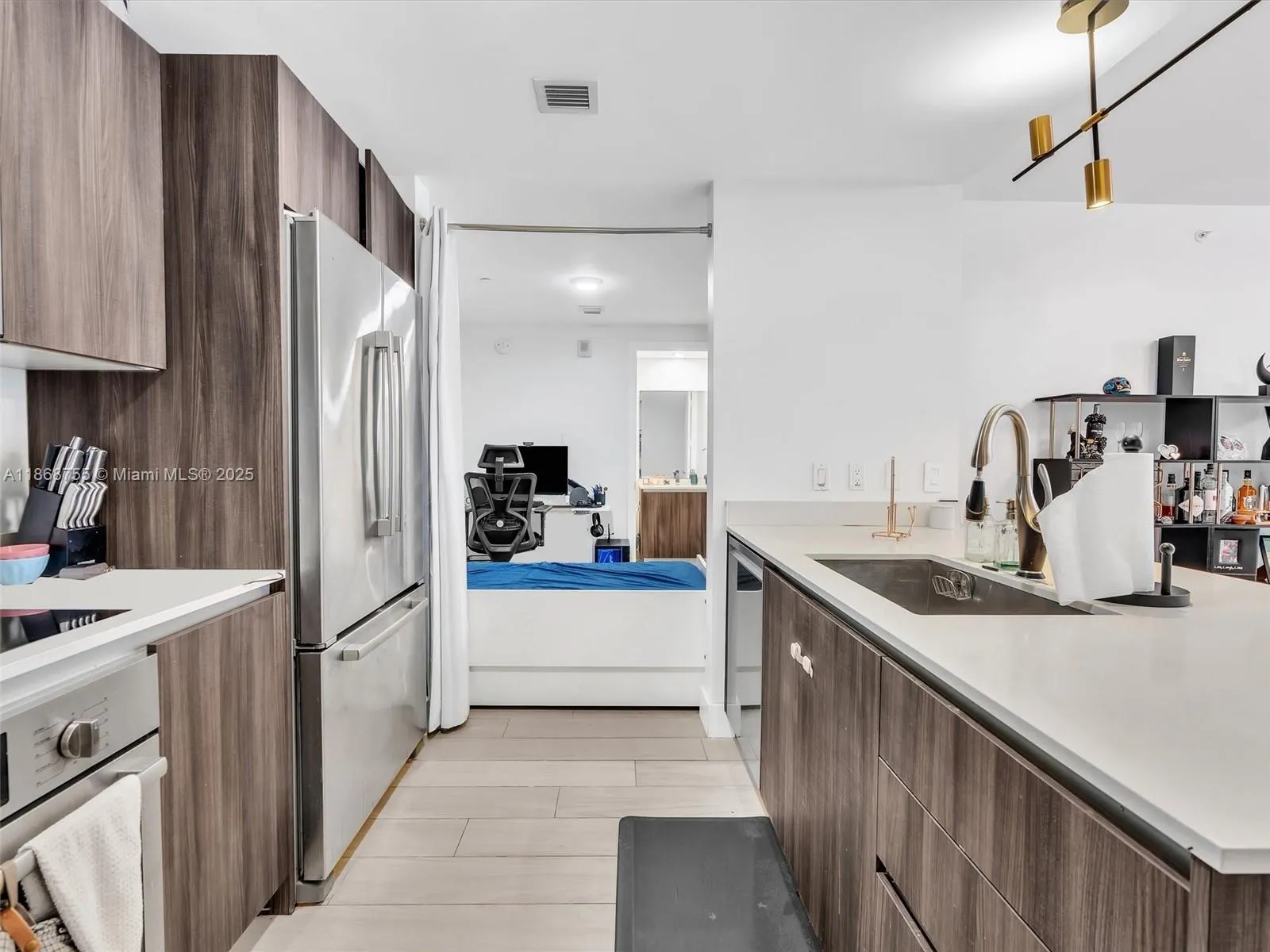 488 NE 18th St, #2309