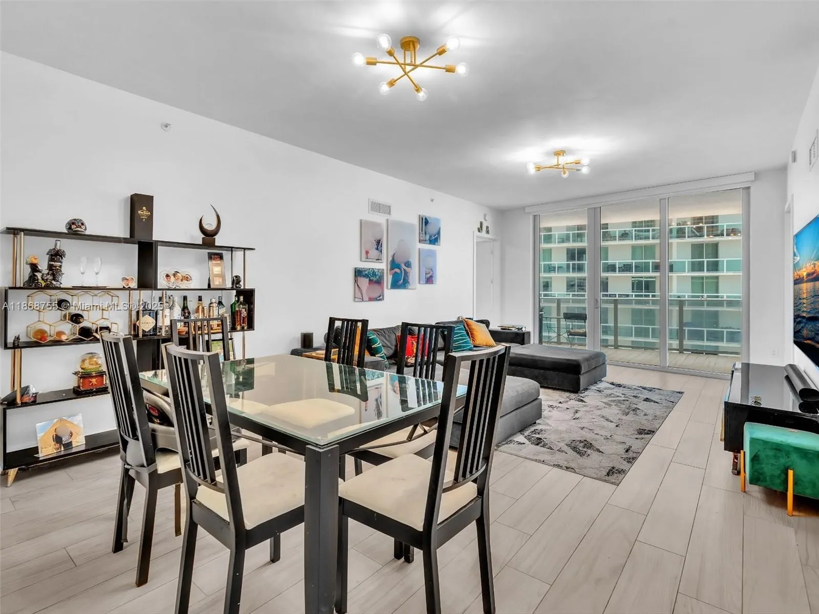 488 NE 18th St, #2309