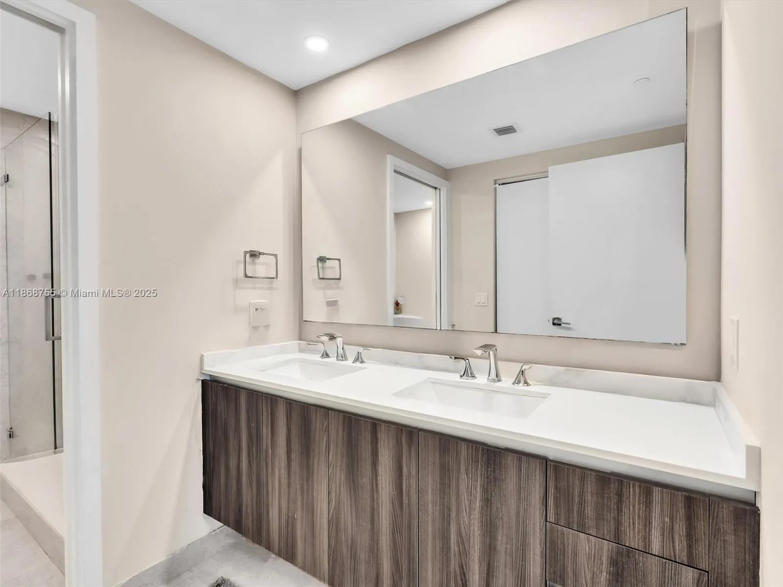 488 NE 18th St, #2309