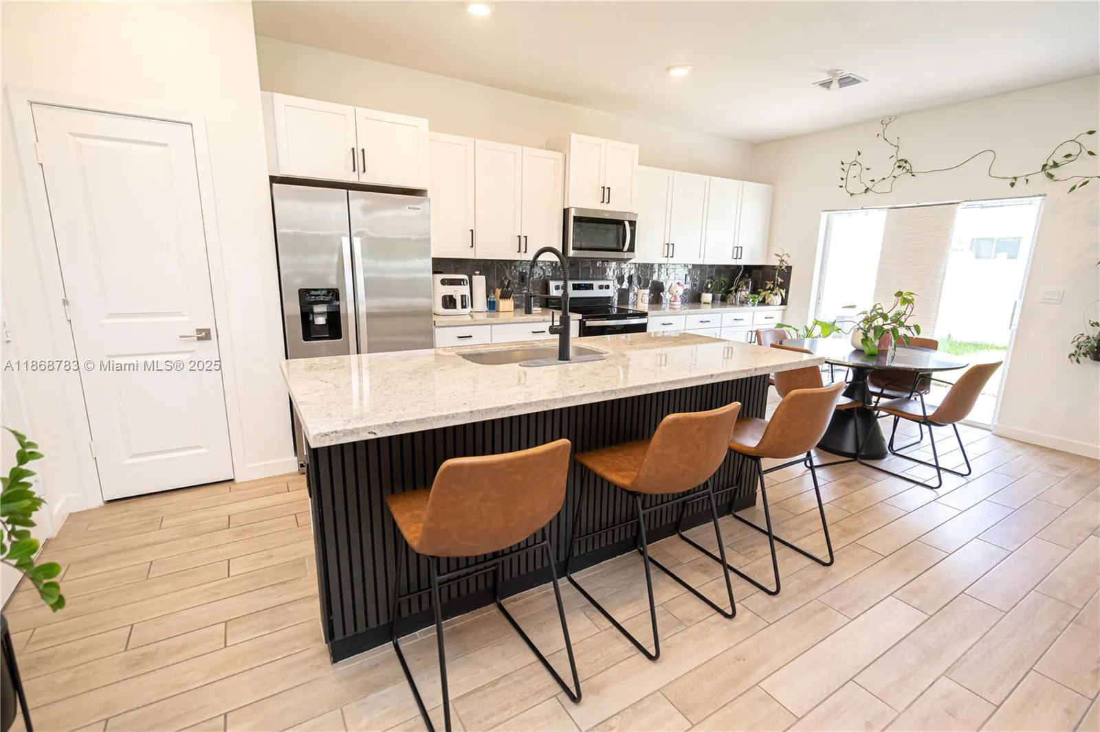 750 SE 16th Ct