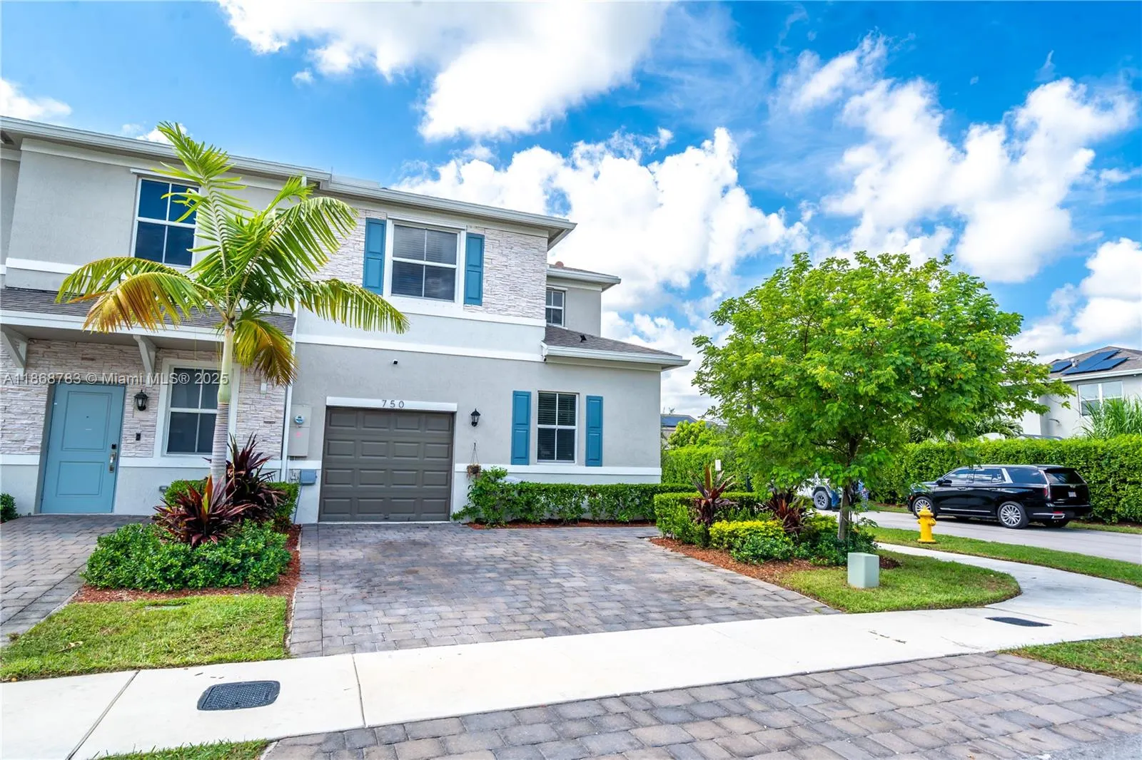 750 SE 16th Ct