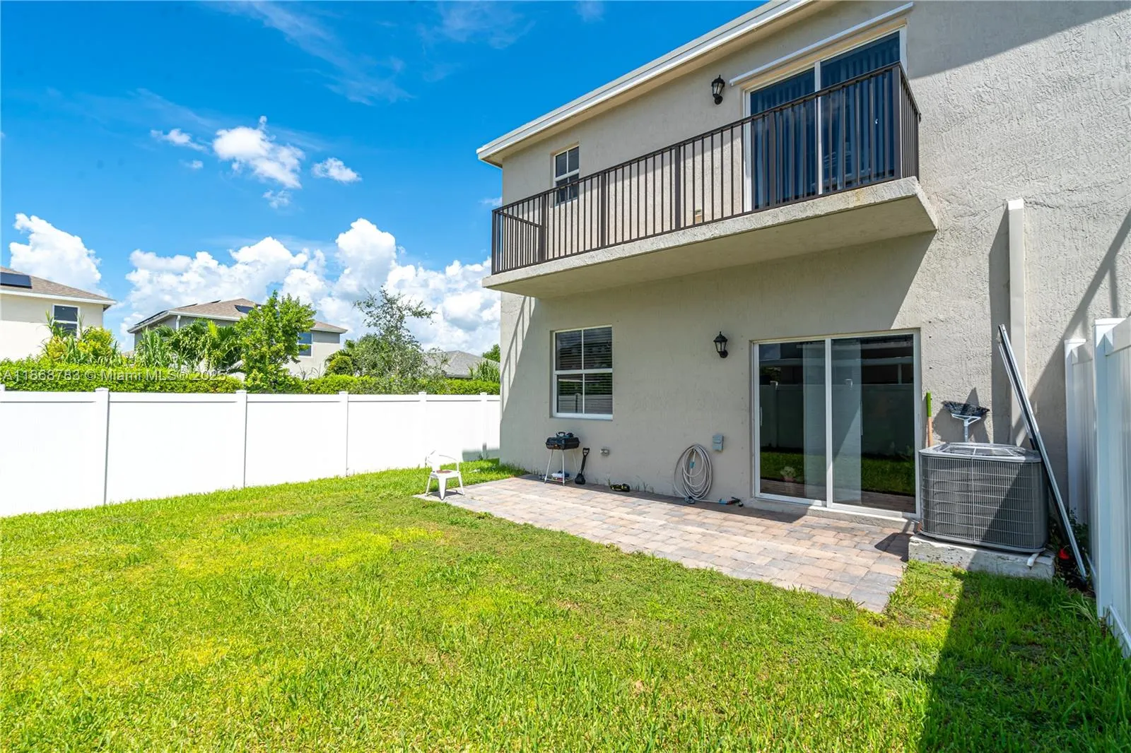 750 SE 16th Ct