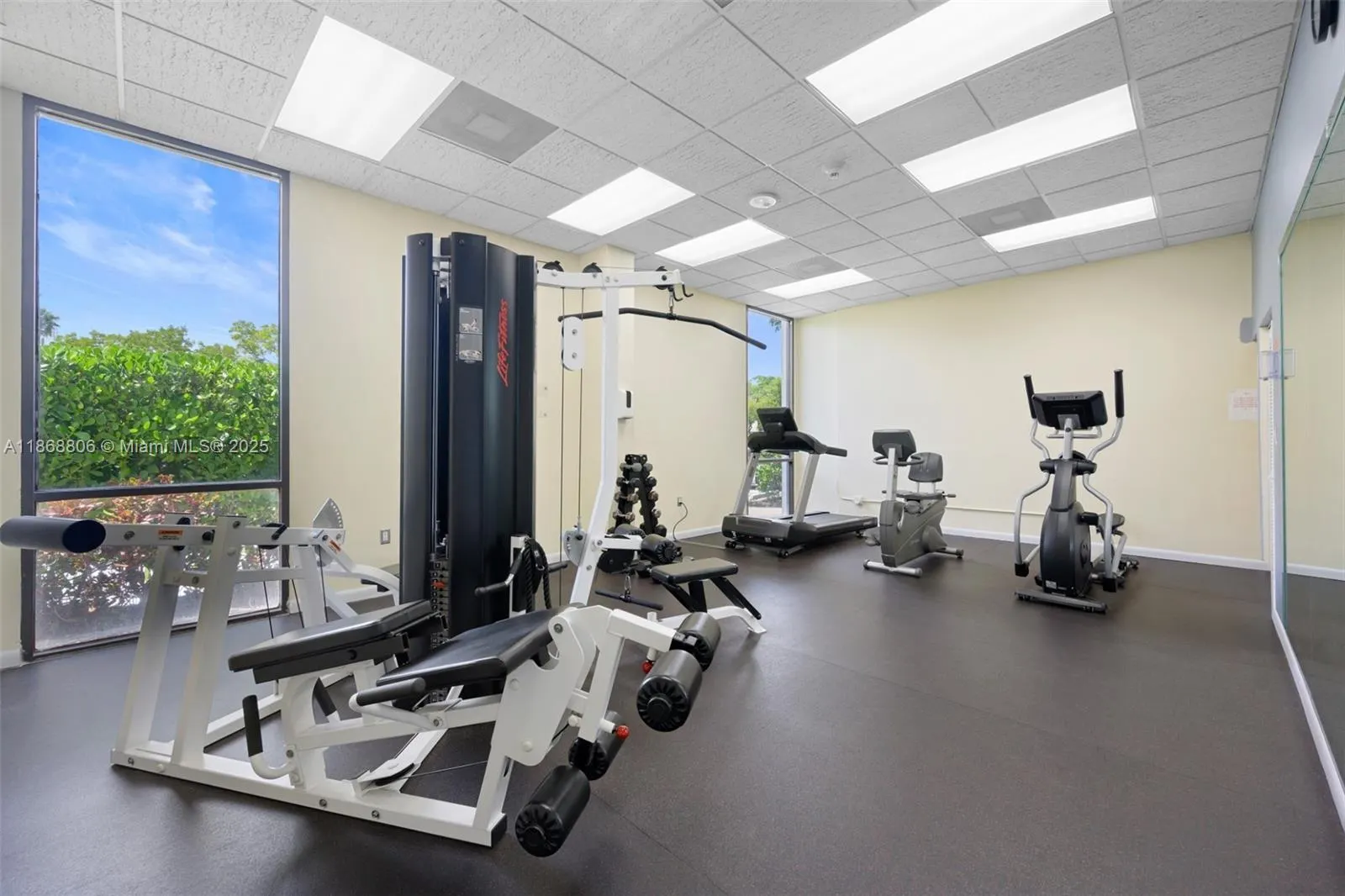 20100 W Country Club Dr, #1703