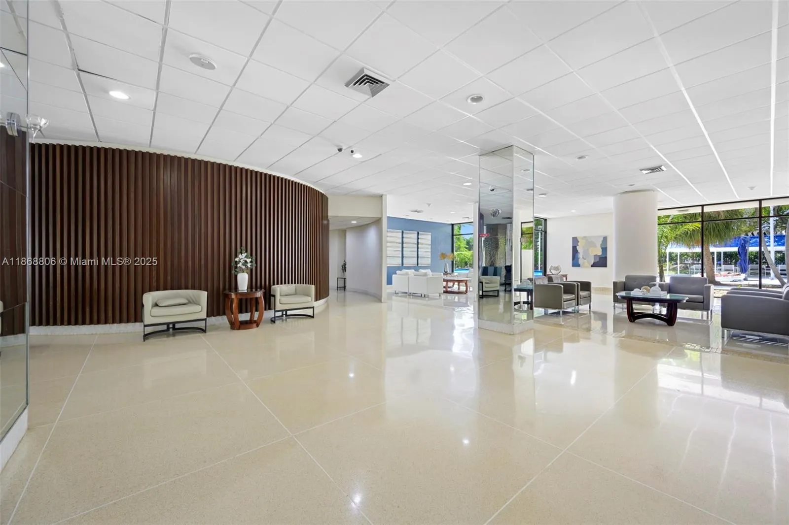20100 W Country Club Dr, #1703