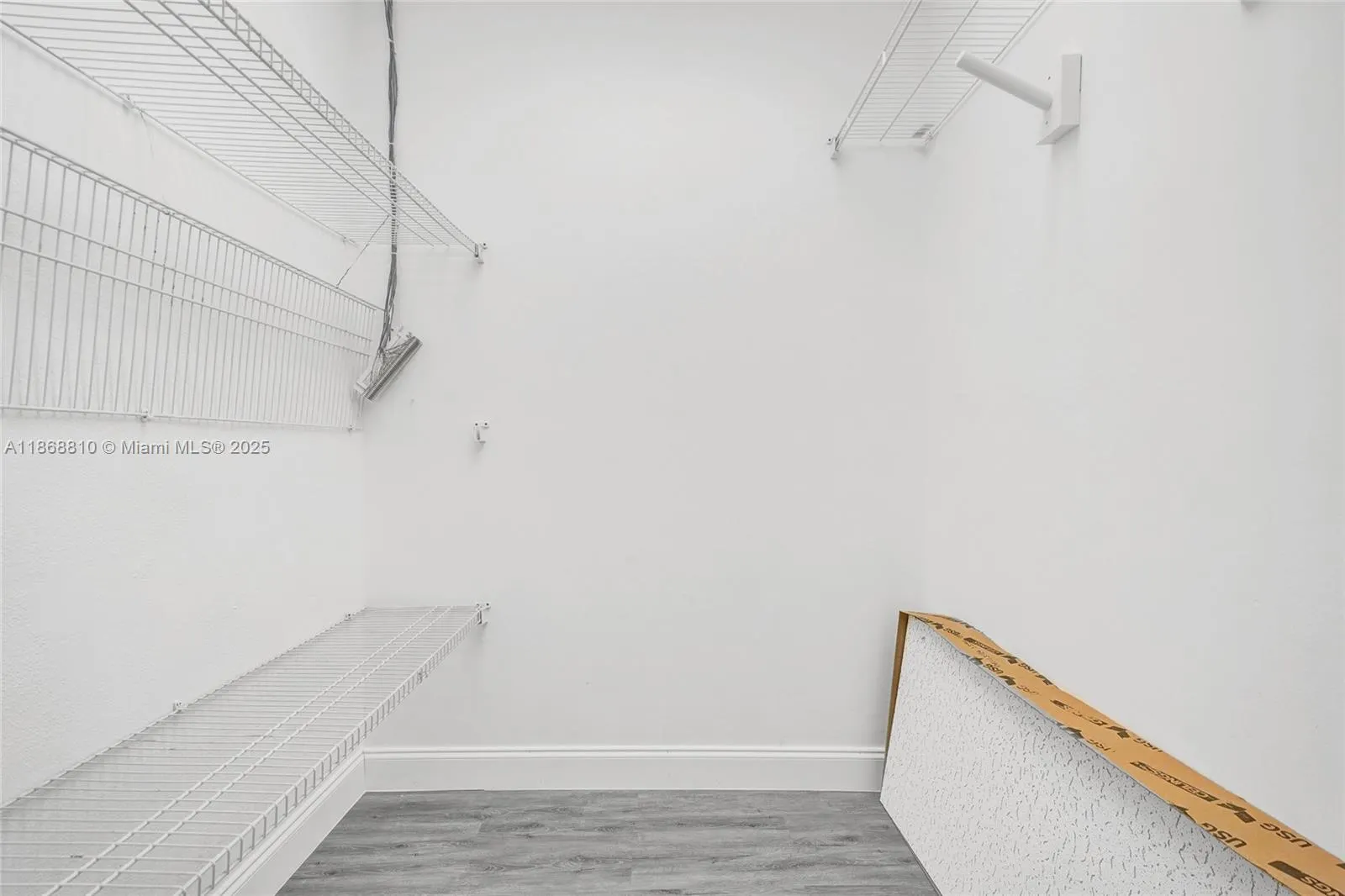 207 E Hallandale Beach Blvd