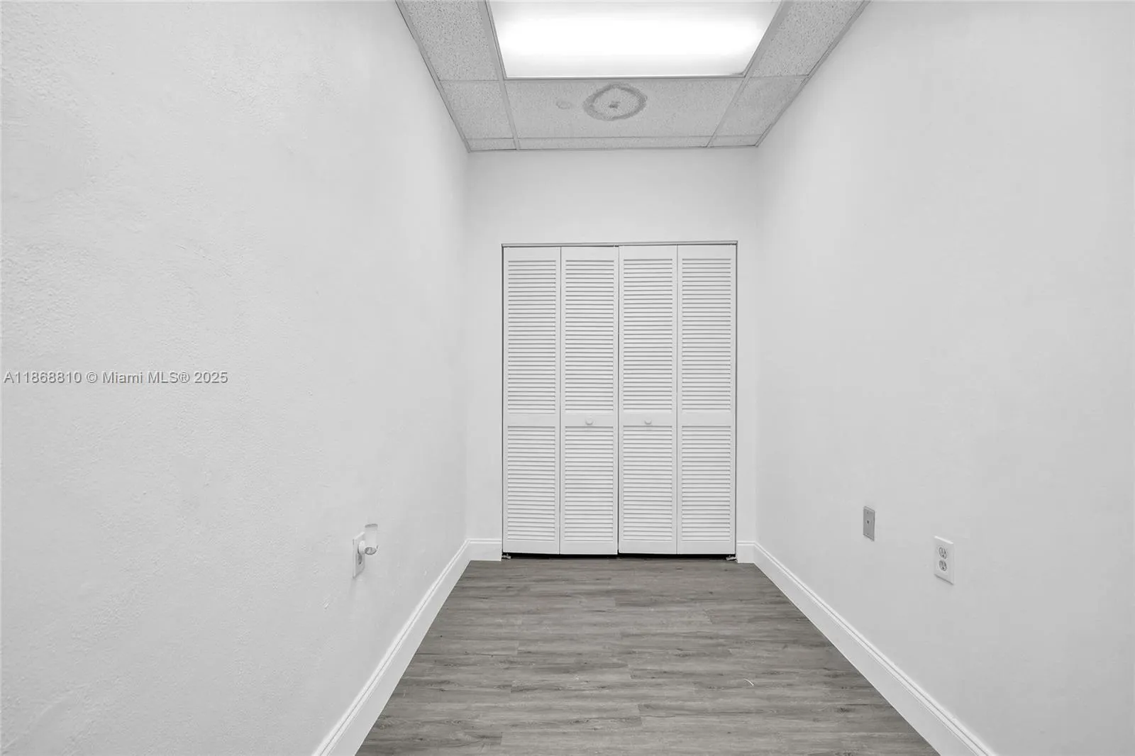 207 E Hallandale Beach Blvd