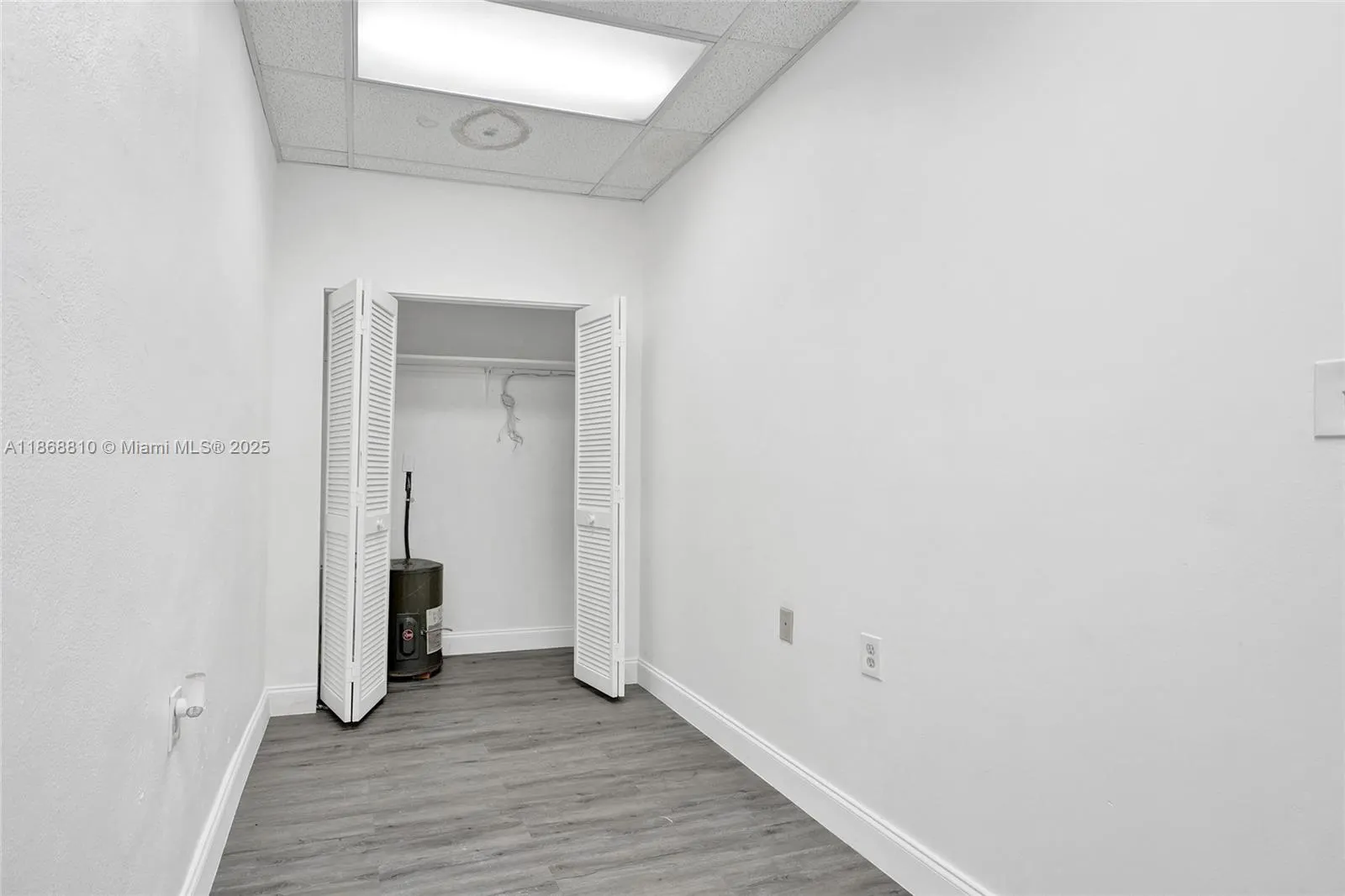207 E Hallandale Beach Blvd