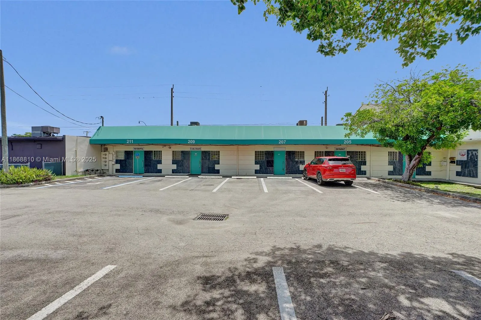 207 E Hallandale Beach Blvd
