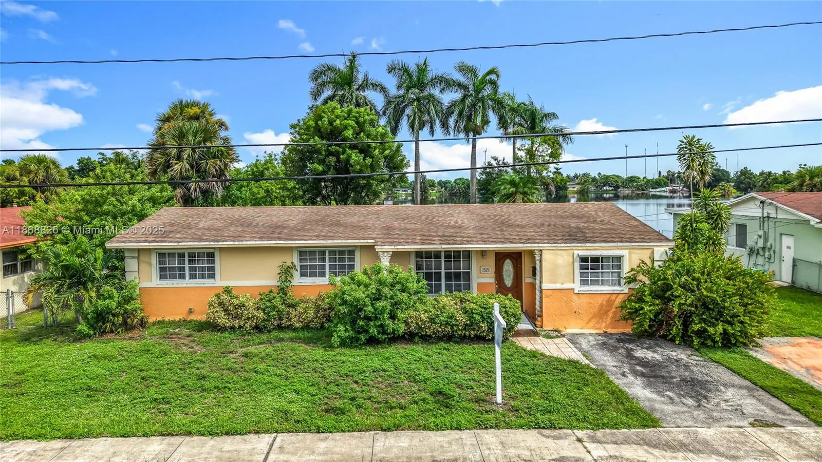 1521 NW 168th Ter