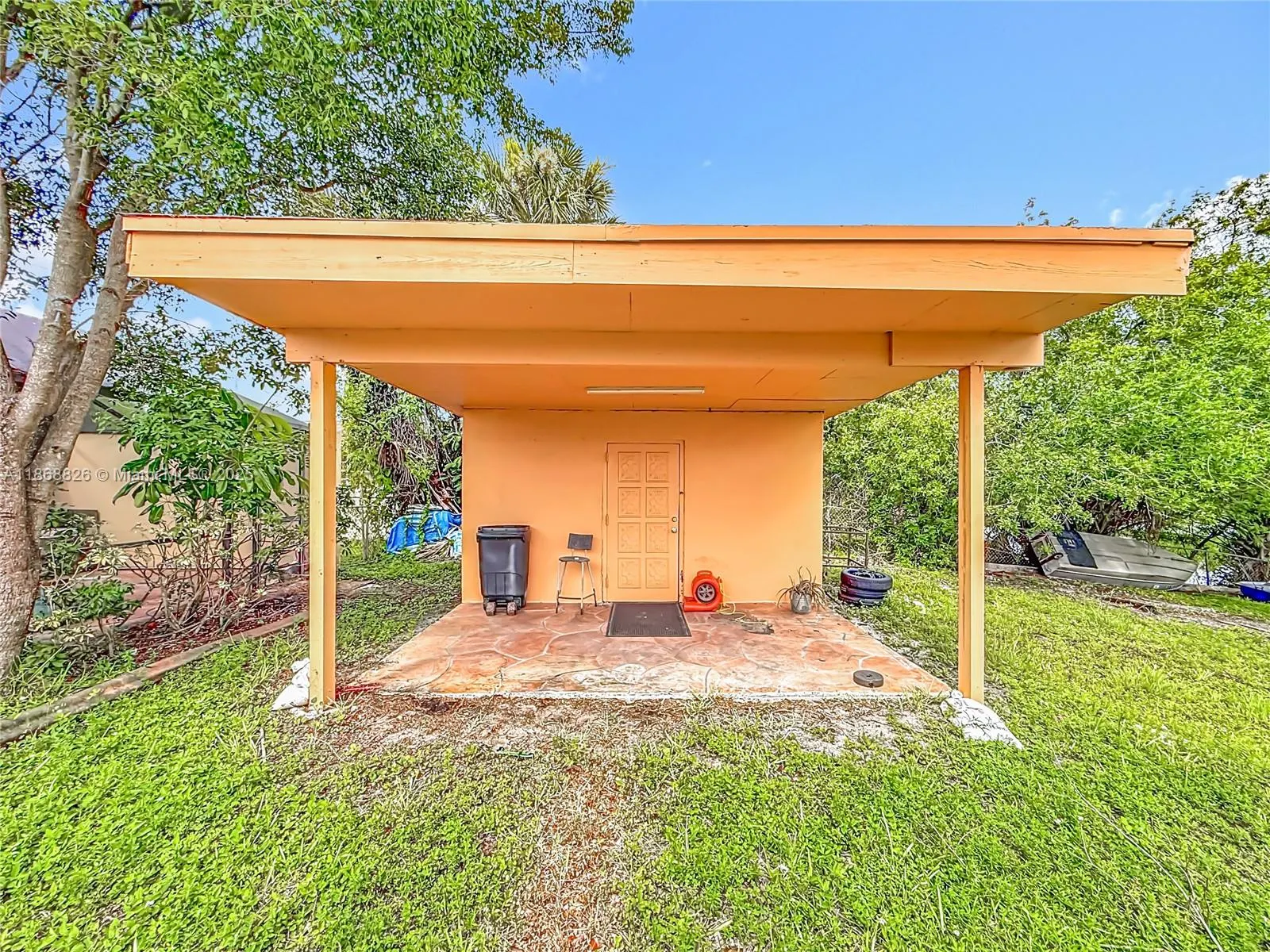 1521 NW 168th Ter
