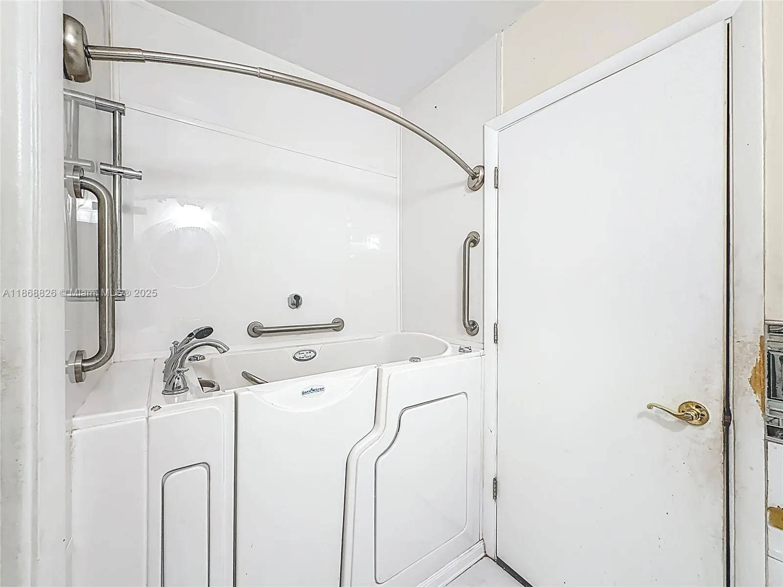 1521 NW 168th Ter