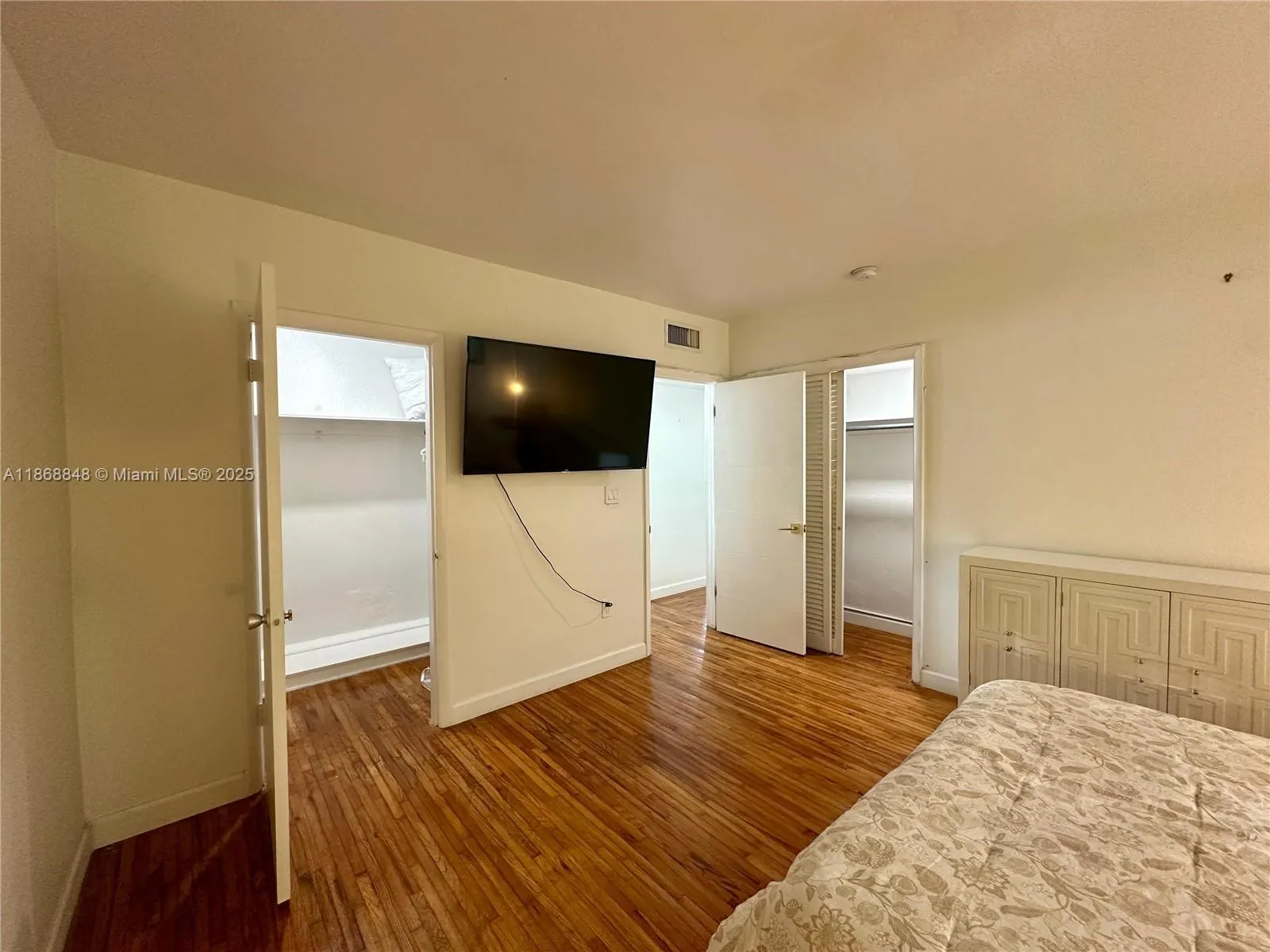 1135 101st St, #5