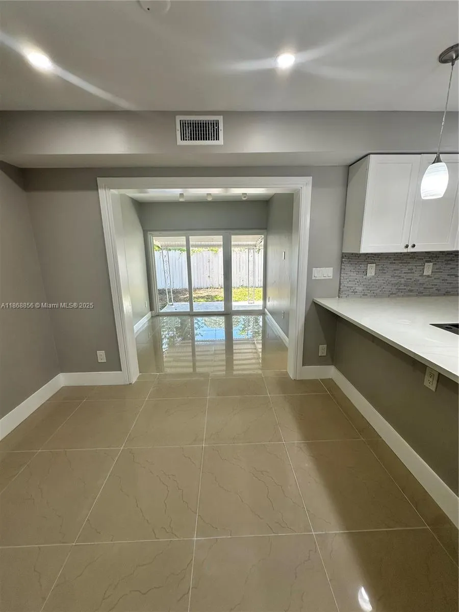 8003 NW 70th Ave