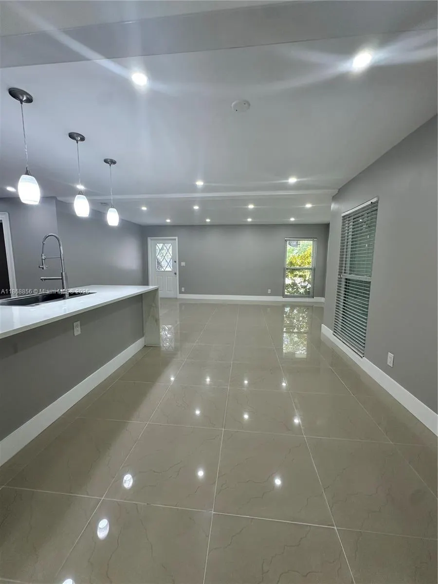 8003 NW 70th Ave