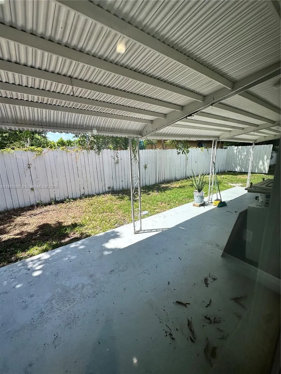 8003 NW 70th Ave