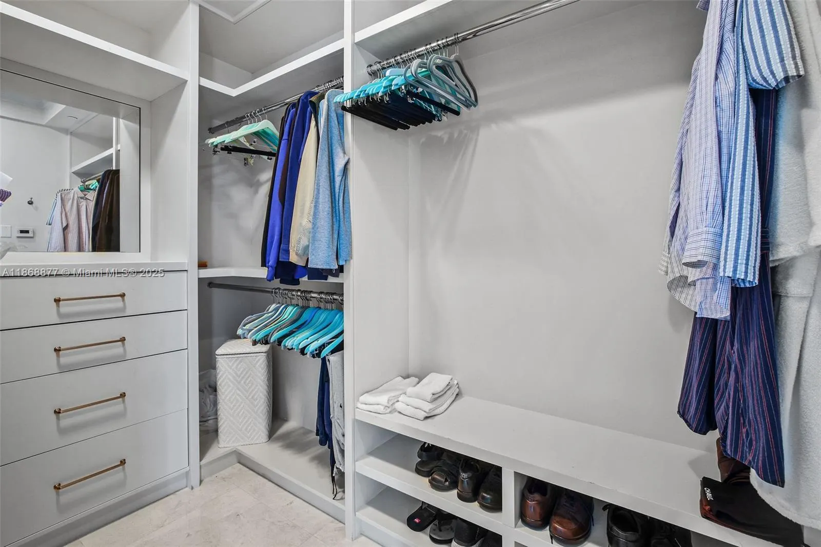 5959 Collins Ave, #1007