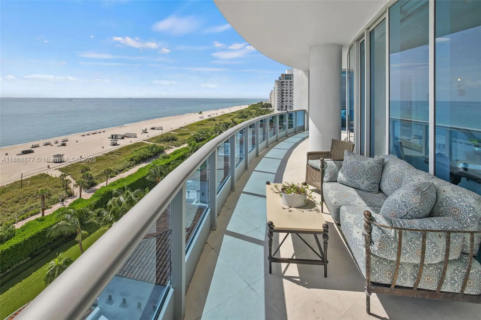 5959 Collins Ave, #1007