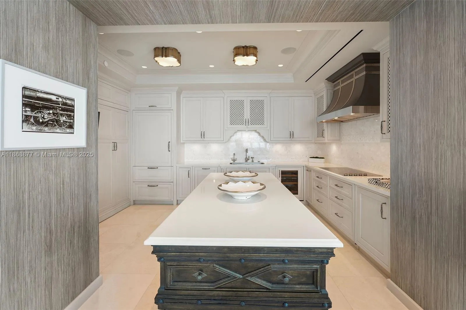 5959 Collins Ave, #1007