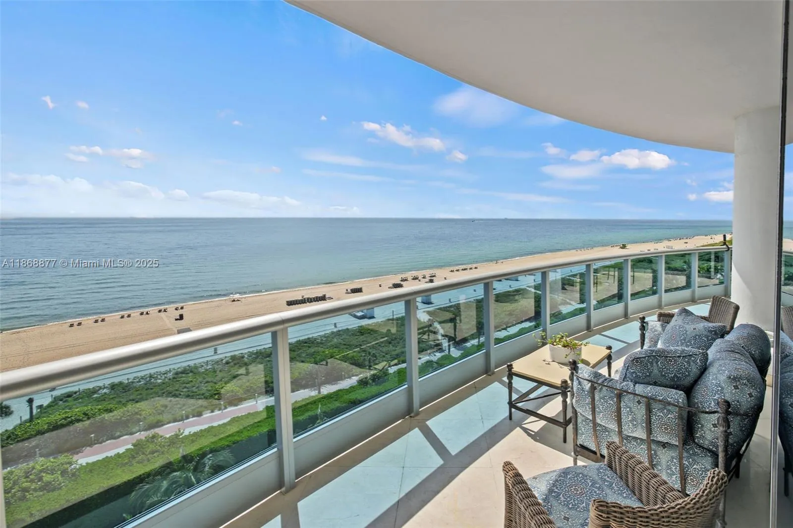 5959 Collins Ave, #1007