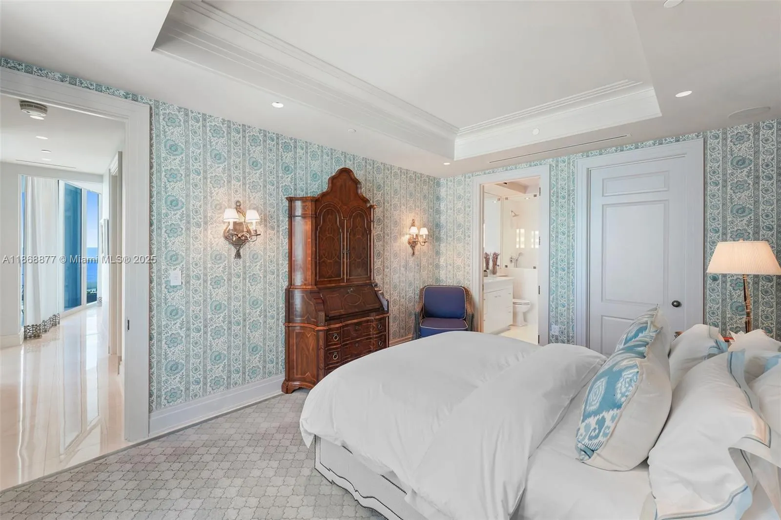 5959 Collins Ave, #1007