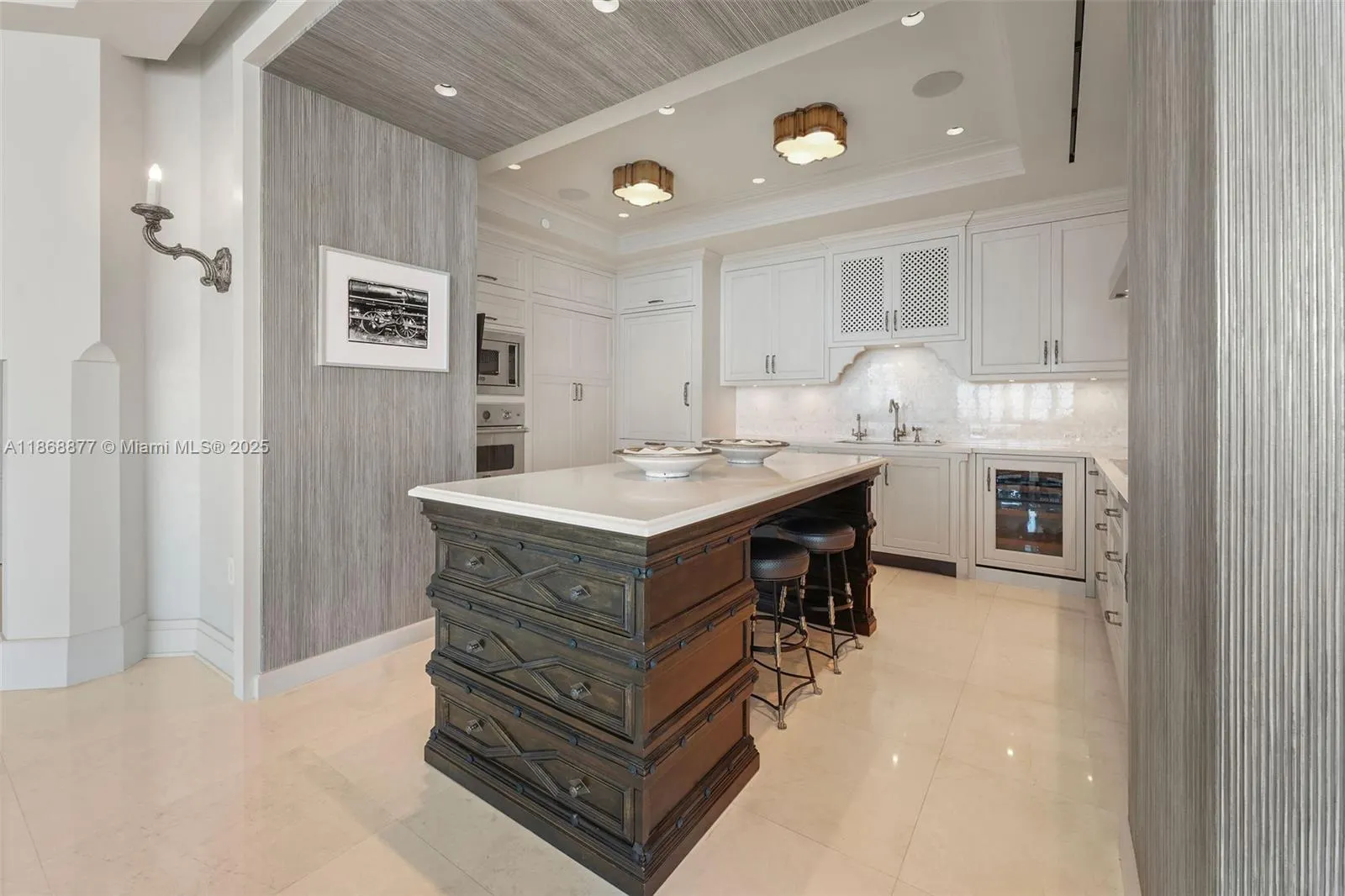 5959 Collins Ave, #1007