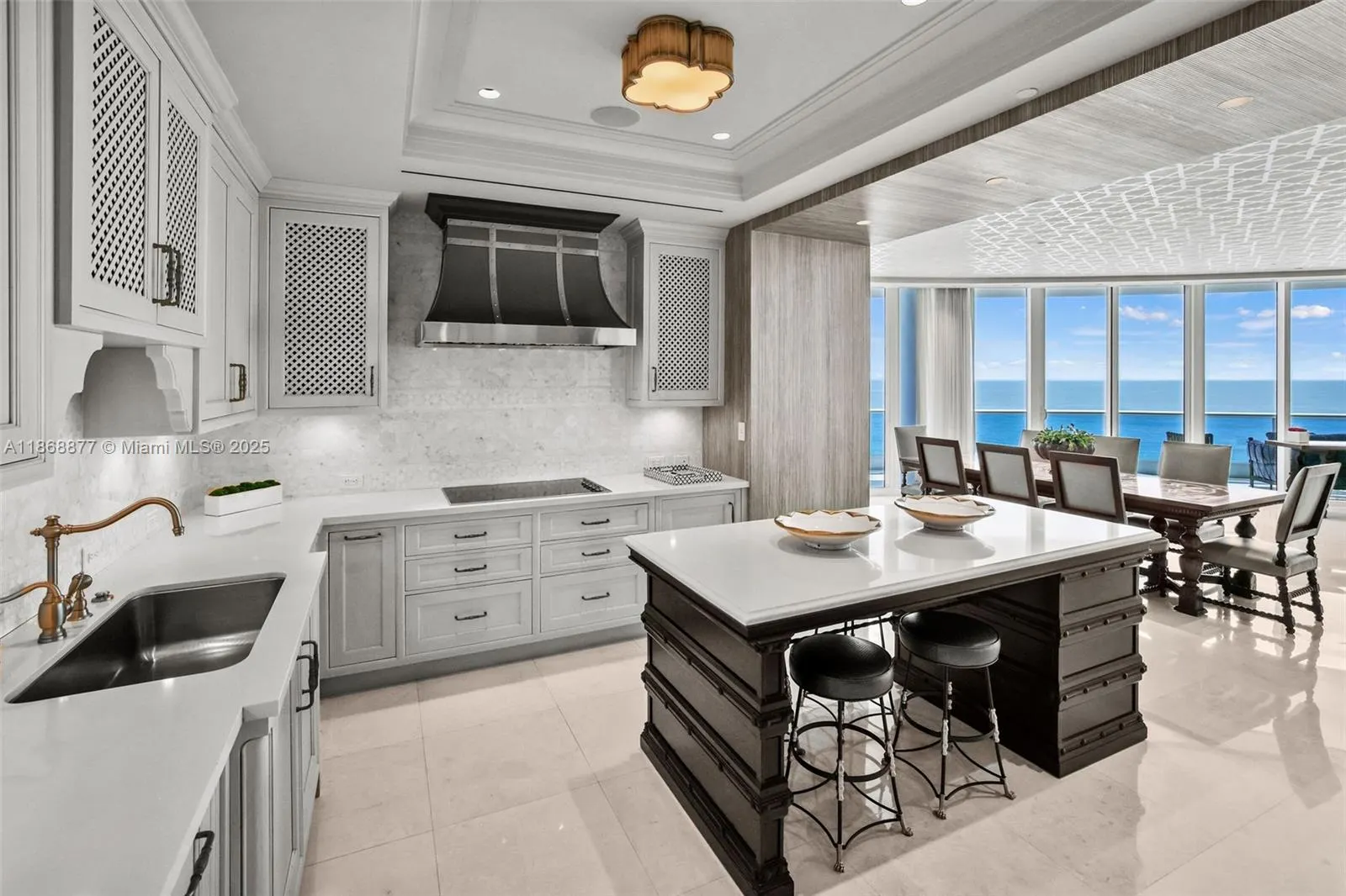 5959 Collins Ave, #1007