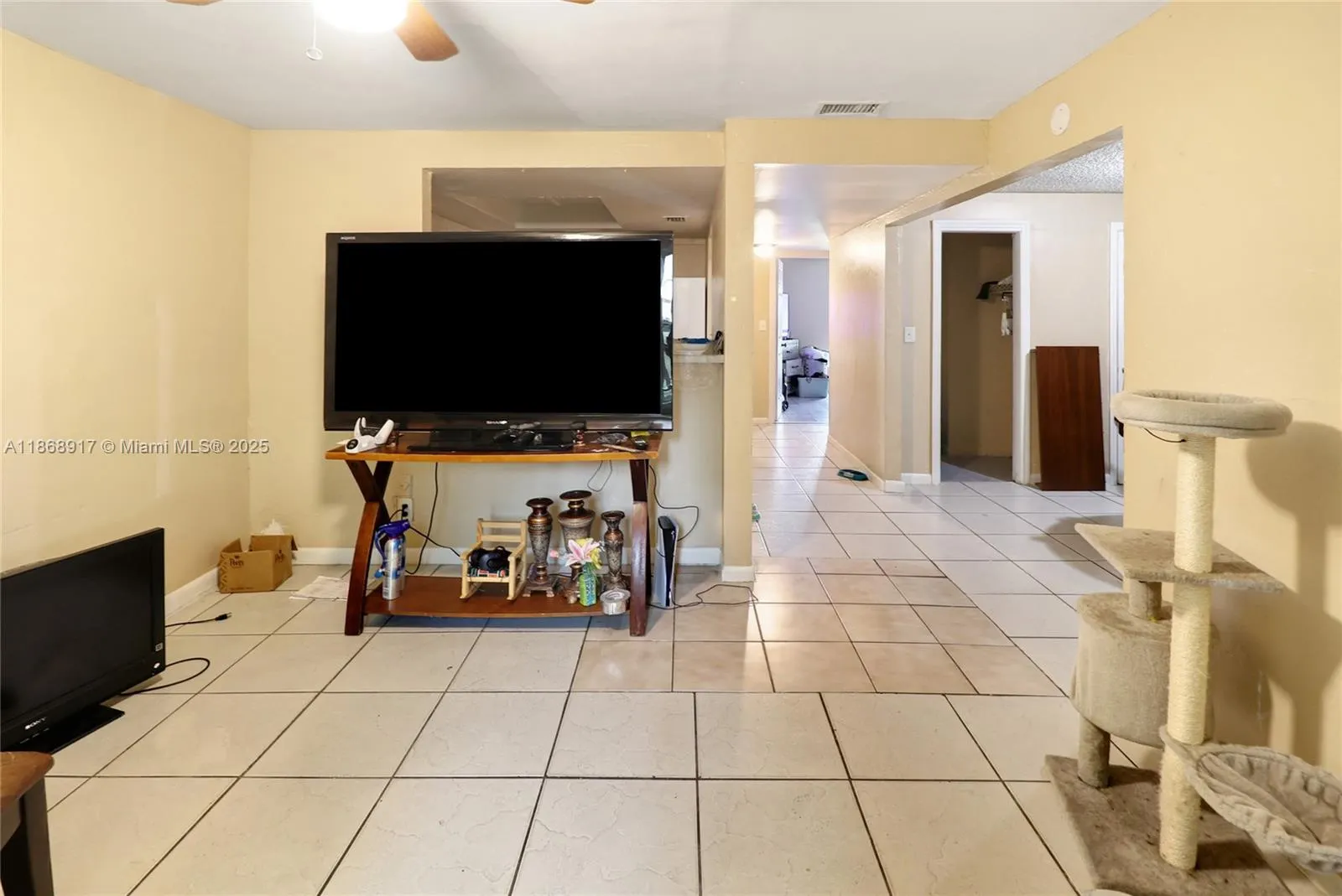 1348 Seaview Dr