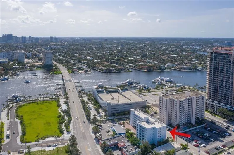 2900 N Banyan St, #101