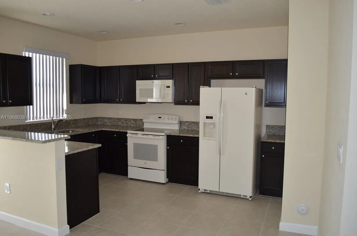 23868 SW 118th Ave, #1