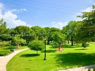 1325 Meridian Ave, #5