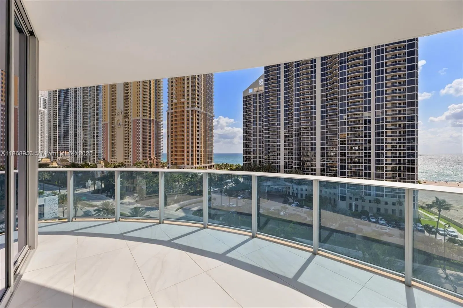 17550 Collins Ave, #805
