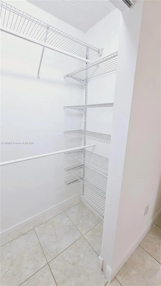 11143 NW 7th St, #203-5