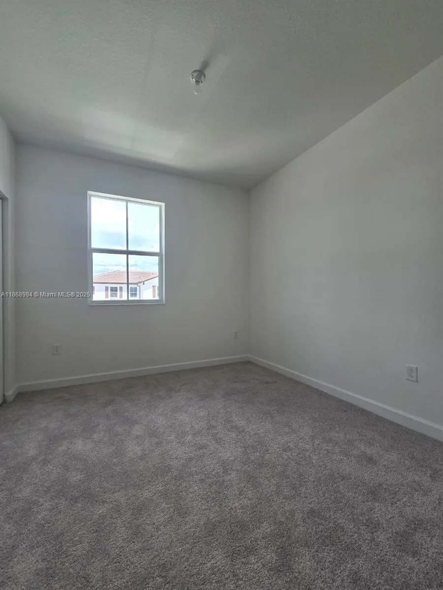 2819 SE 26th Ave, #2819
