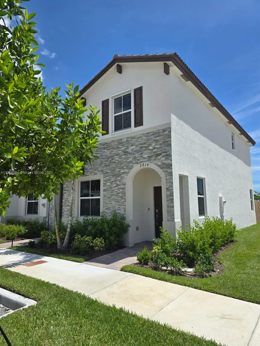 2819 SE 26th Ave, #2819