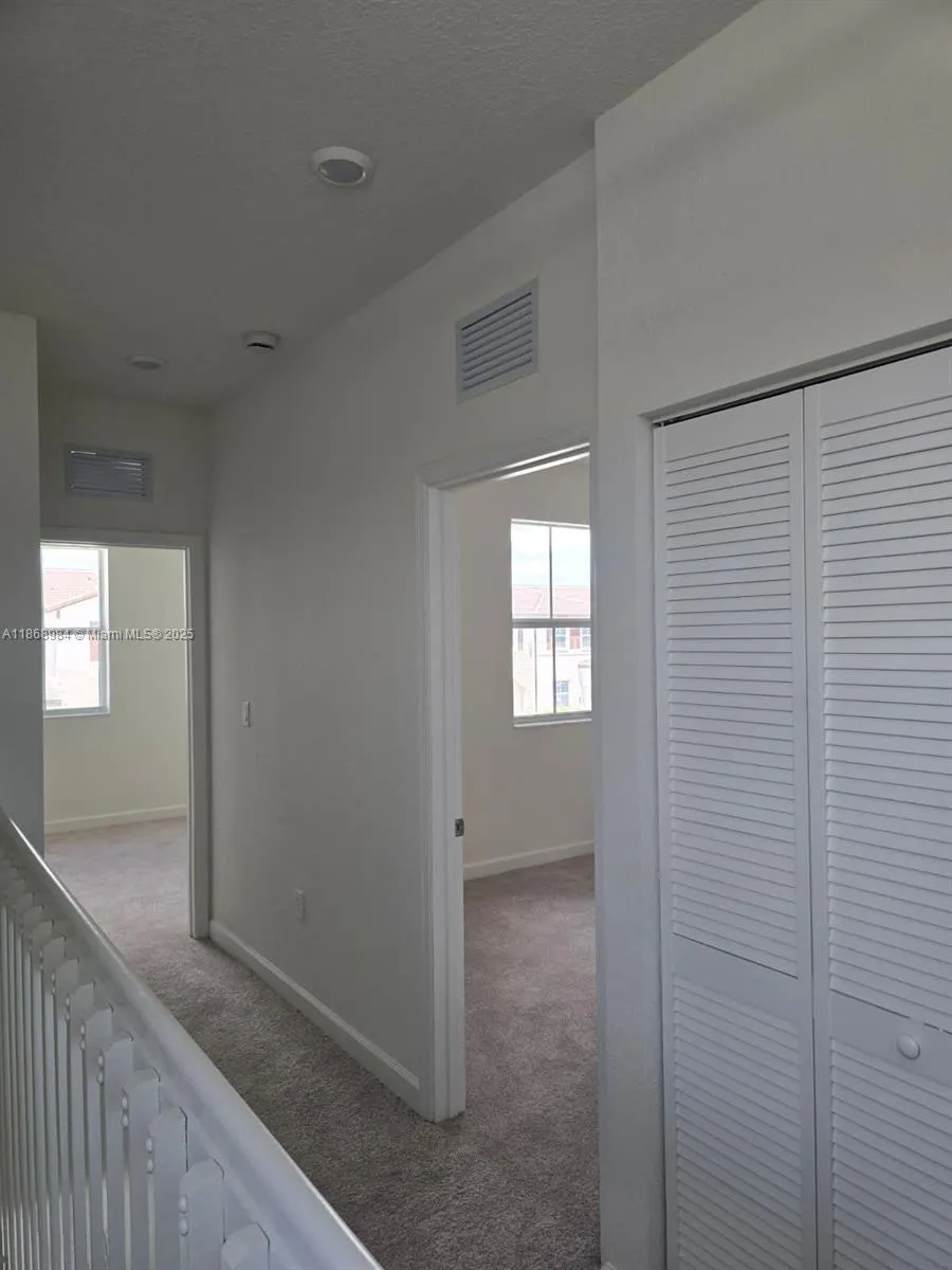 2819 SE 26th Ave, #2819