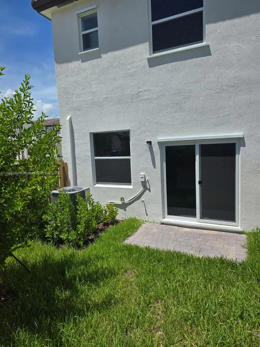 2819 SE 26th Ave, #2819