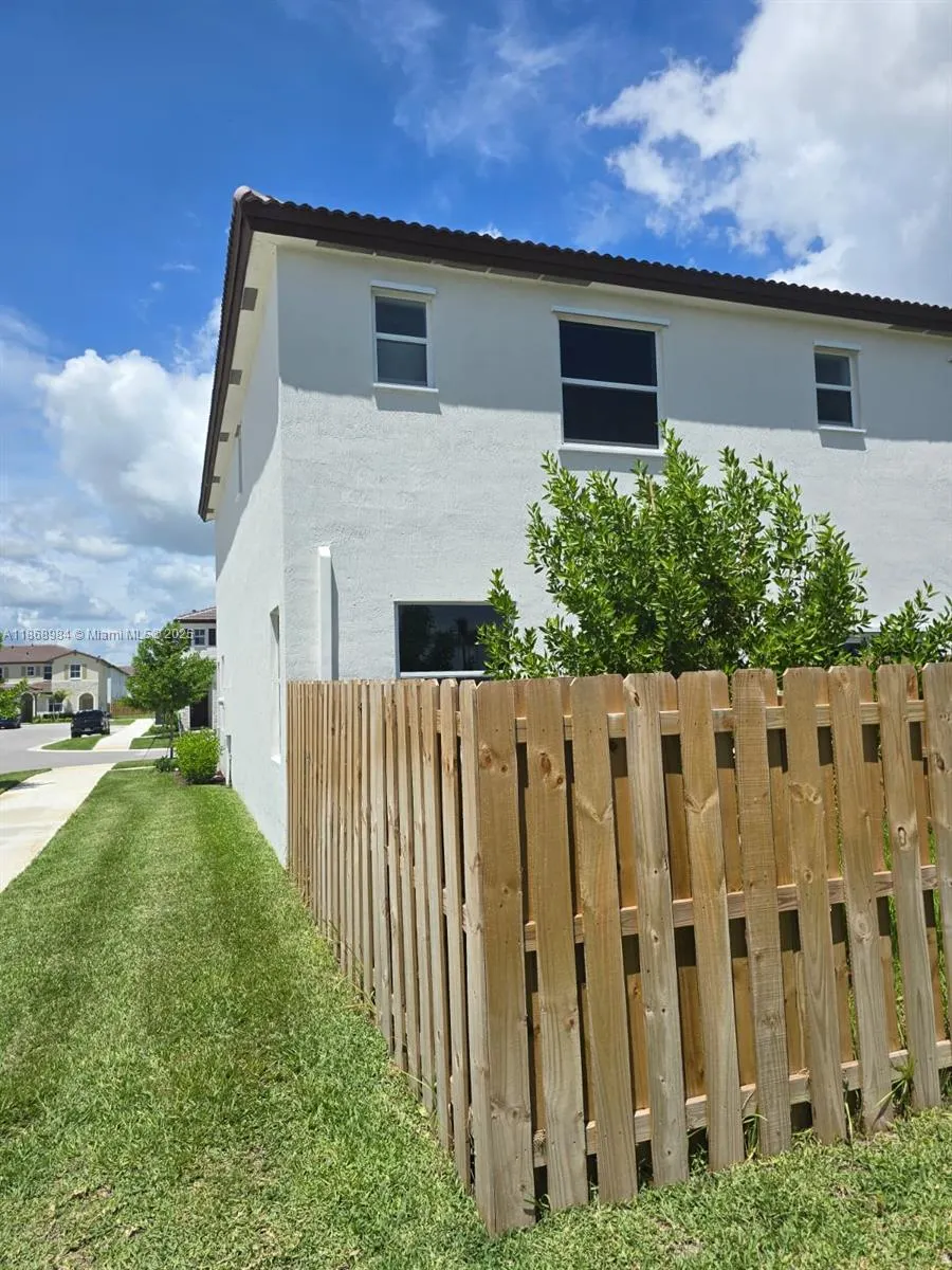 2819 SE 26th Ave, #2819