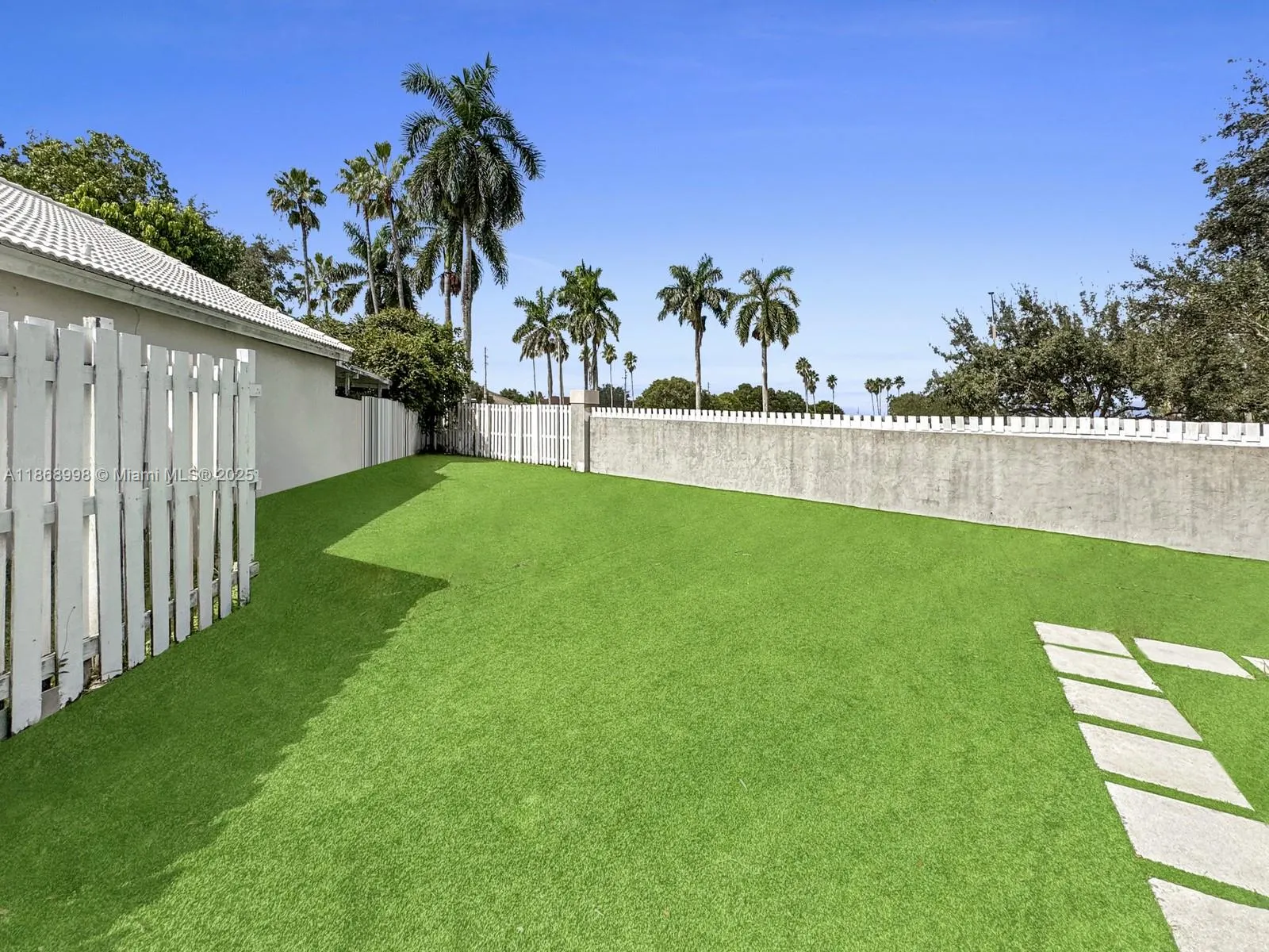1015 NW 125th Ter, #.