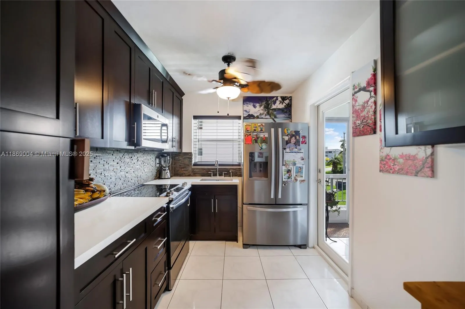 541 Blue Heron Dr, #205