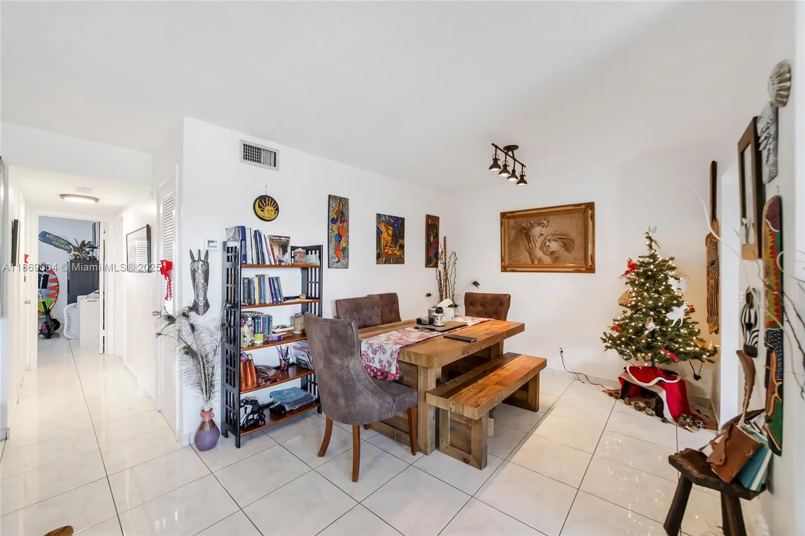 541 Blue Heron Dr, #205