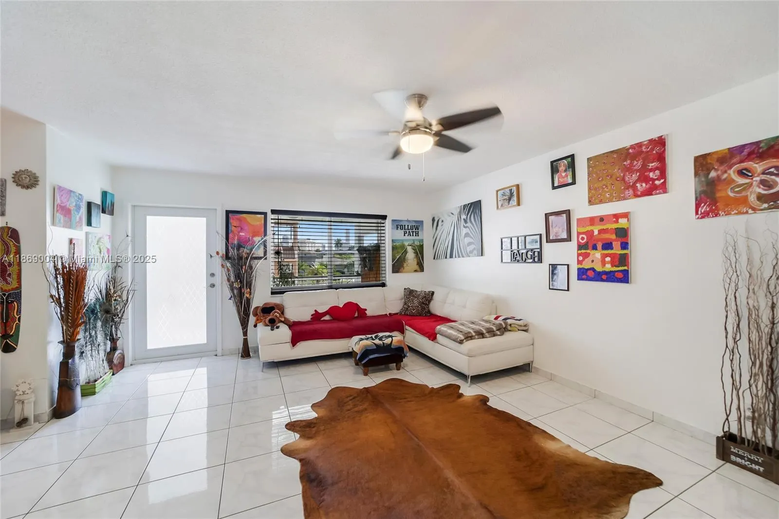 541 Blue Heron Dr, #205