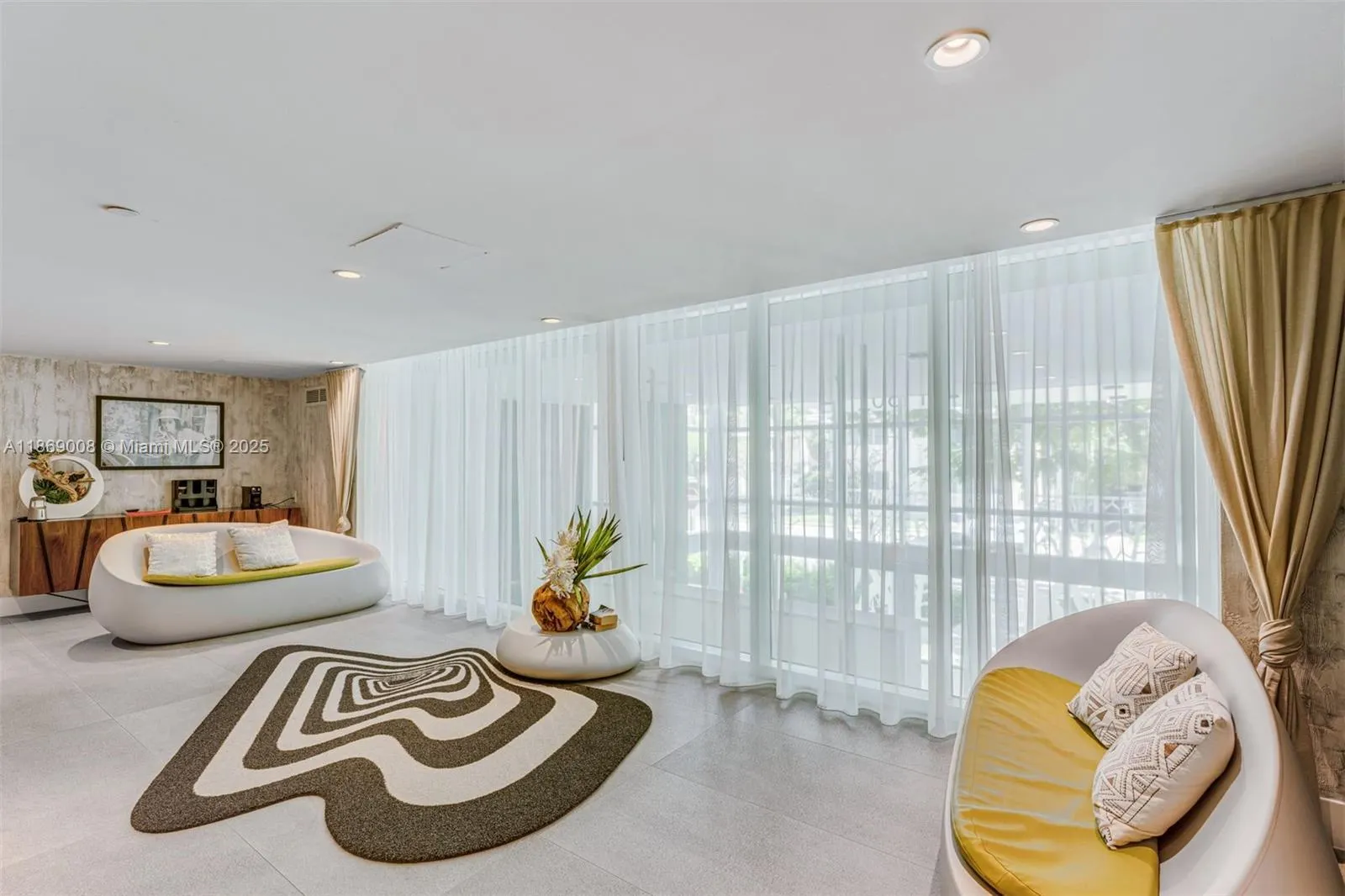 1150 102nd St, #703