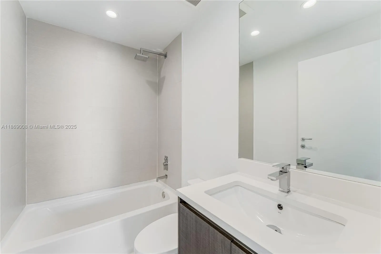 1150 102nd St, #703