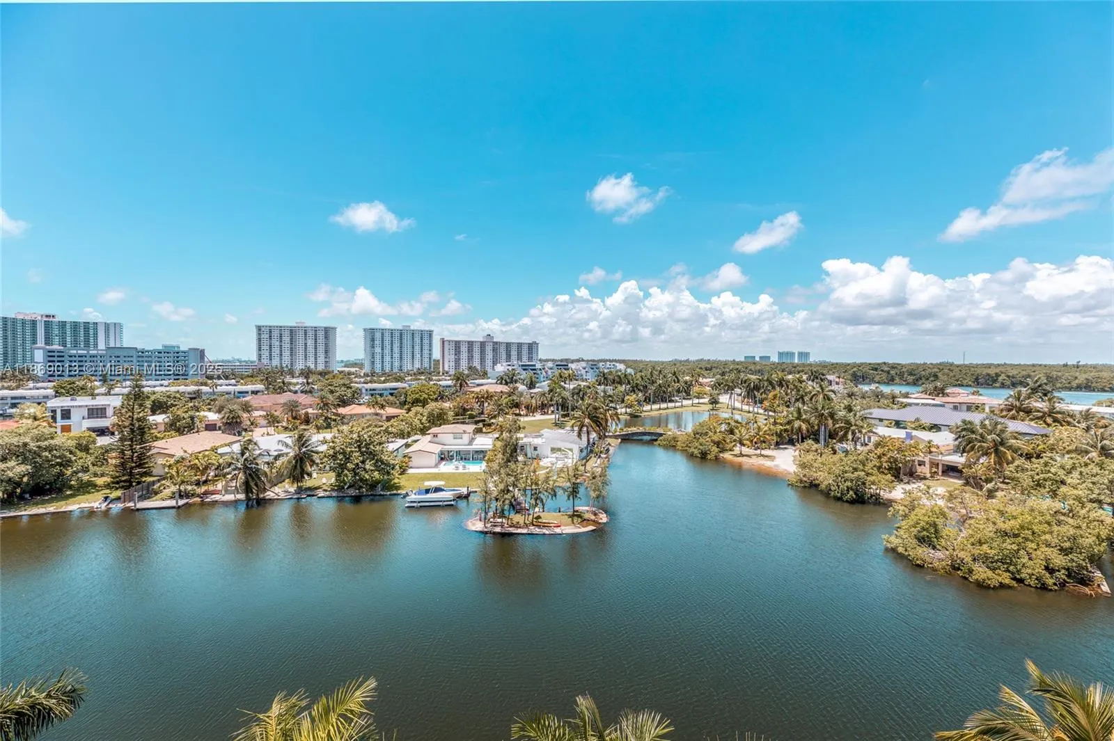 16500 Collins Ave, #655